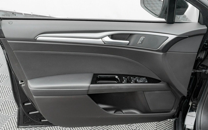 Ford Mondeo cena 73850 przebieg: 124424, rok produkcji 2020 z Sędziszów małe 667